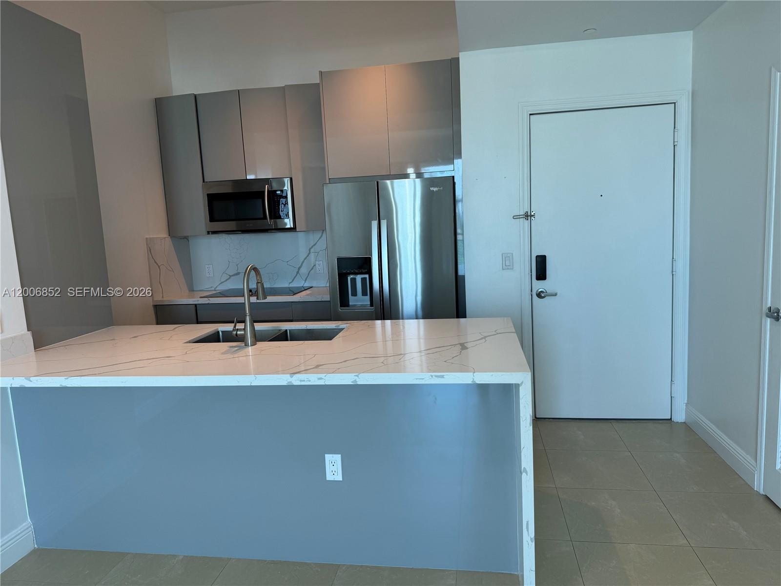 950 BRICKELL BAY DR # 5402