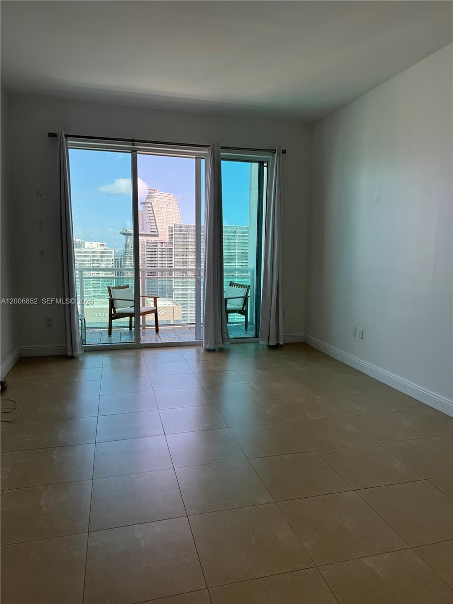 950 BRICKELL BAY DR # 5402