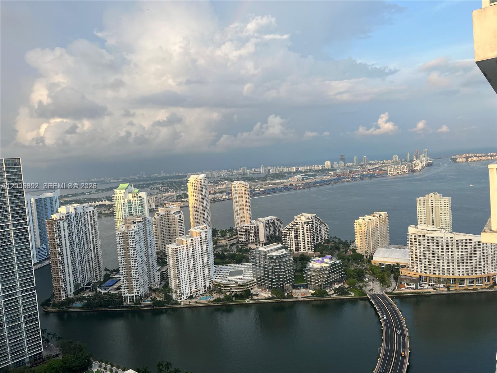 950 BRICKELL BAY DR # 5402