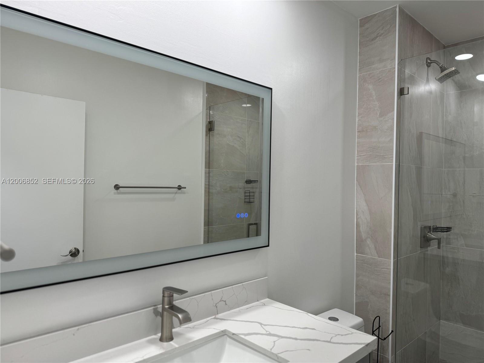 950 BRICKELL BAY DR # 5402