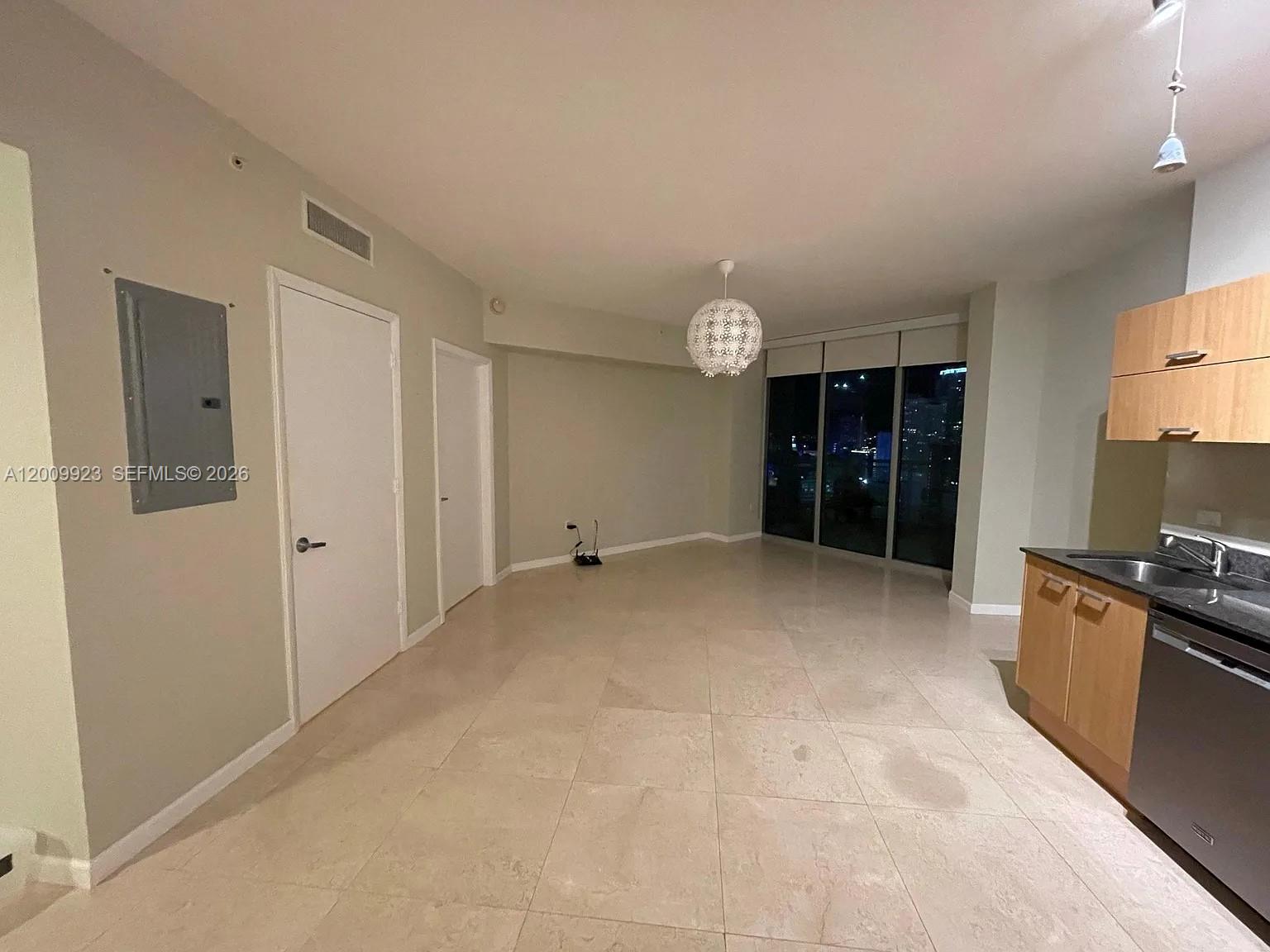 350 S Miami Ave Unit: 2807