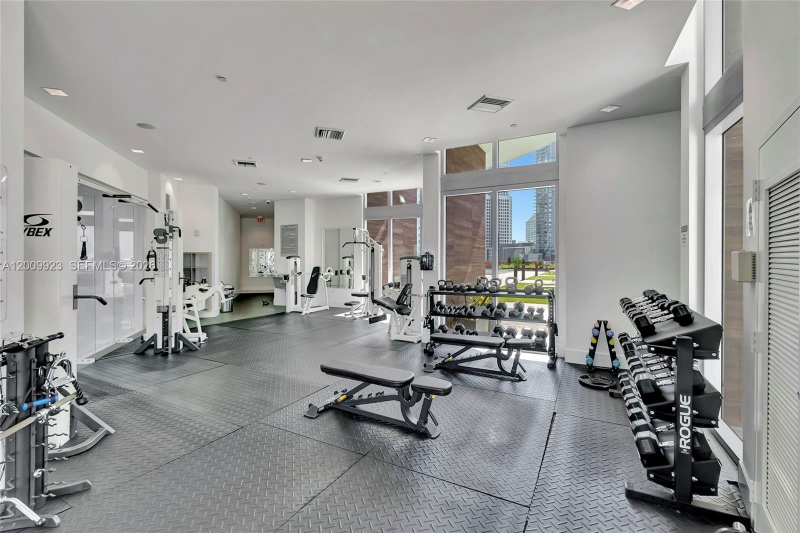 350 S Miami Ave Unit: 2807