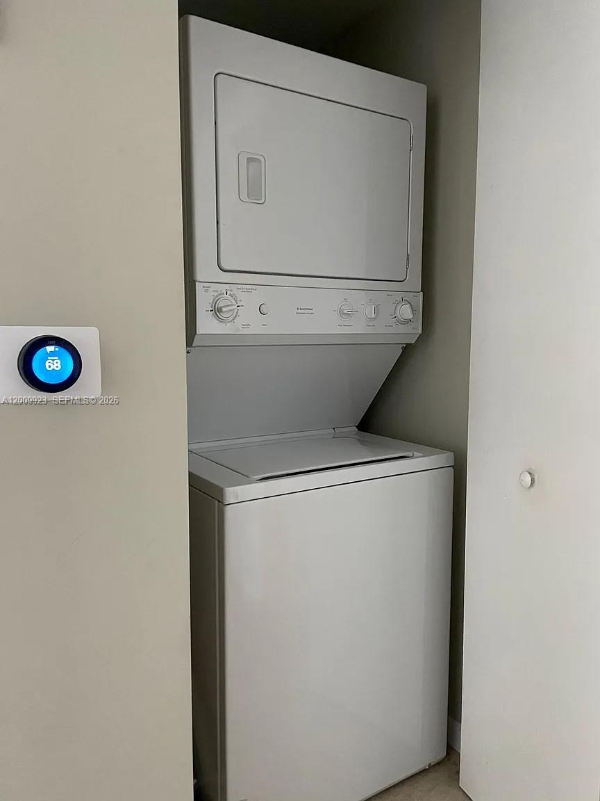 350 S Miami Ave Unit: 2807