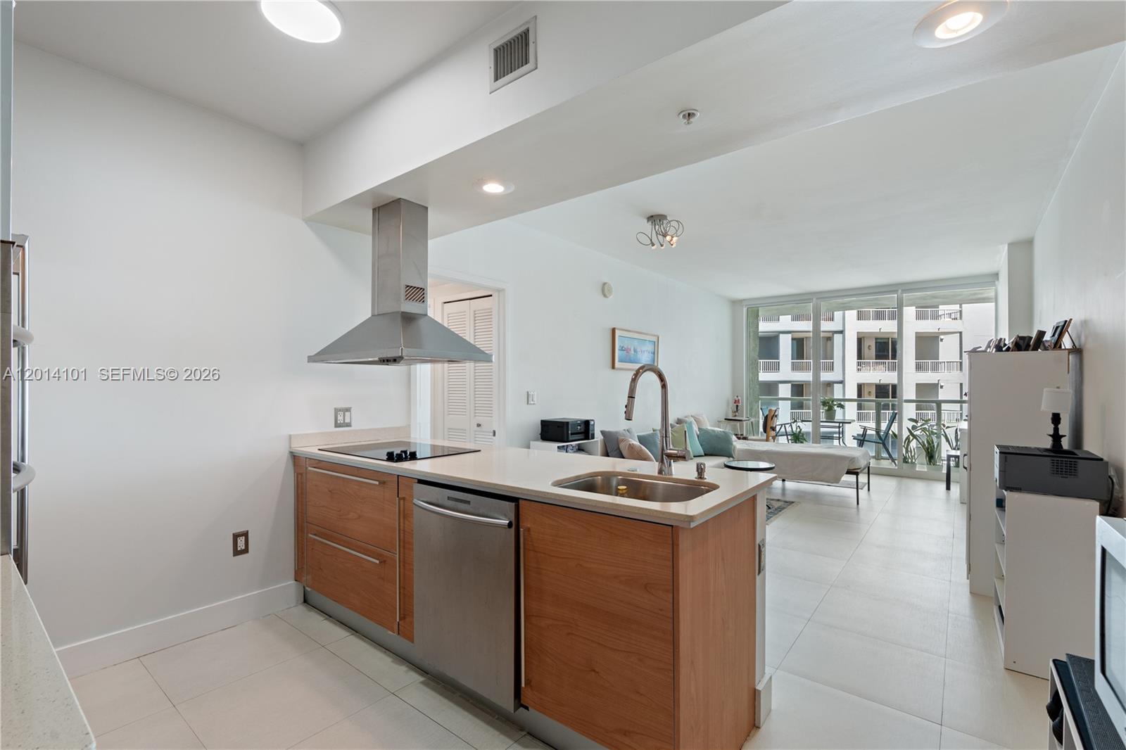 218 SE 14th St # 2208