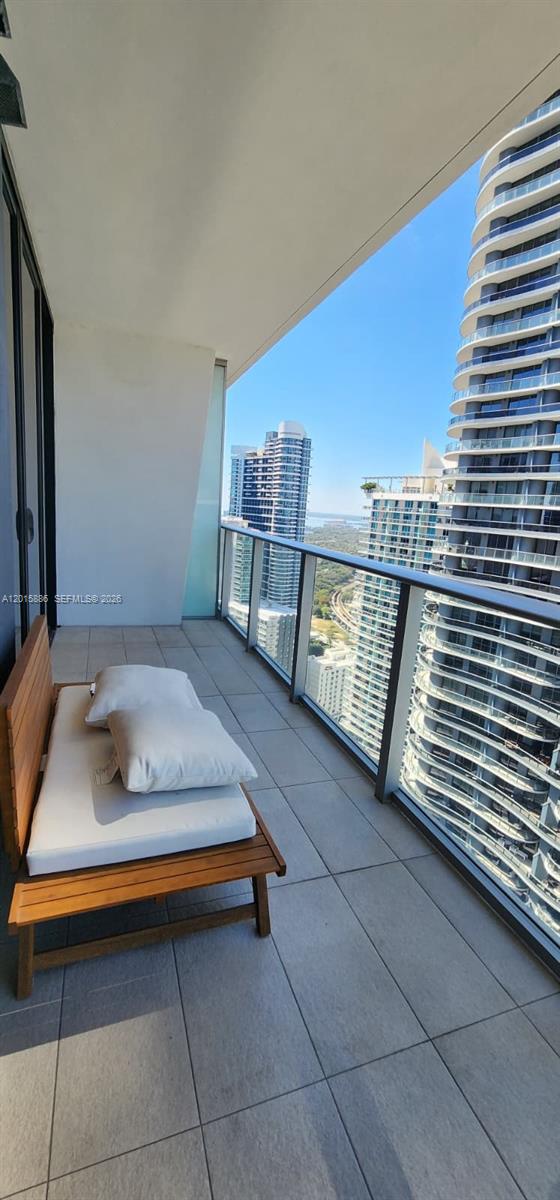 1010 Brickell Ave # 4208