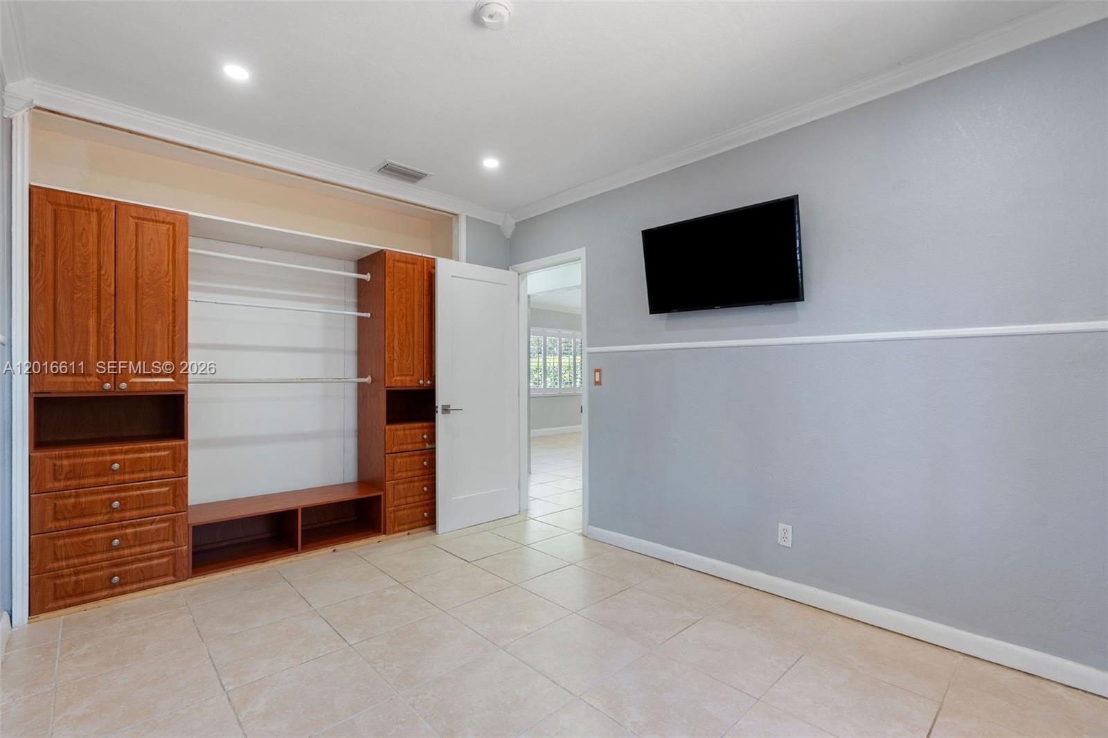1025 Sylvania Blvd # 0