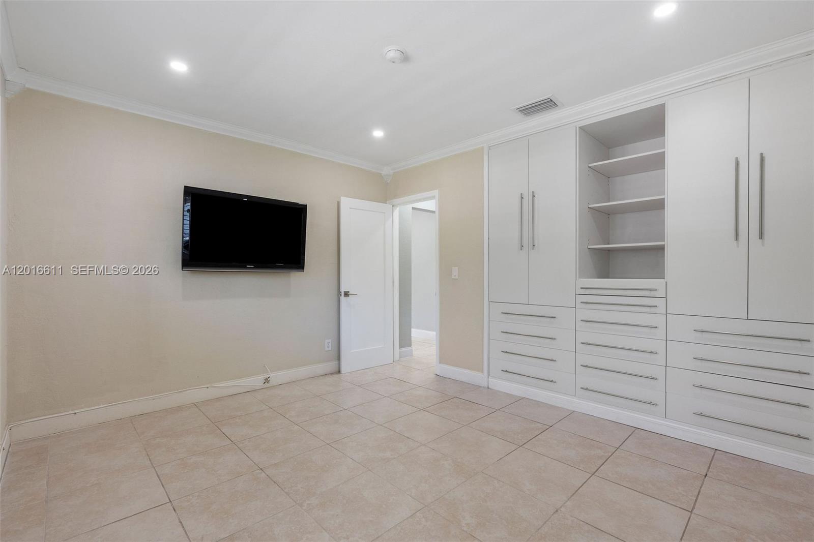 1025 Sylvania Blvd # 0
