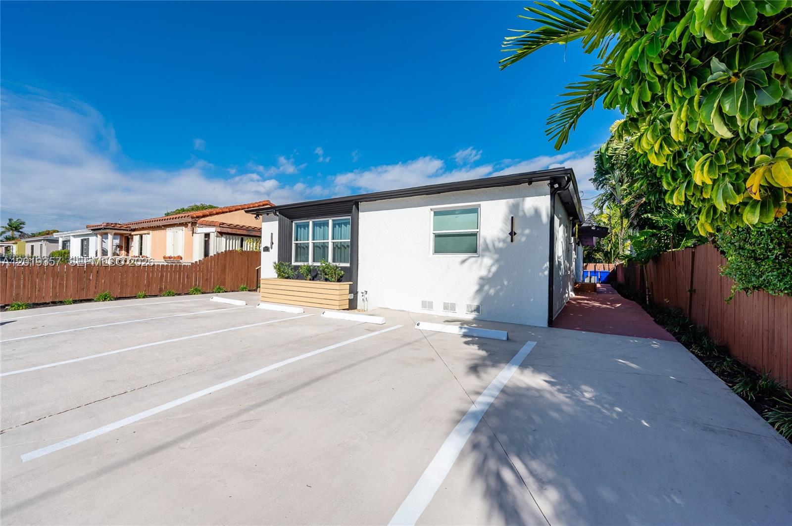 3321 NW 19th Ter