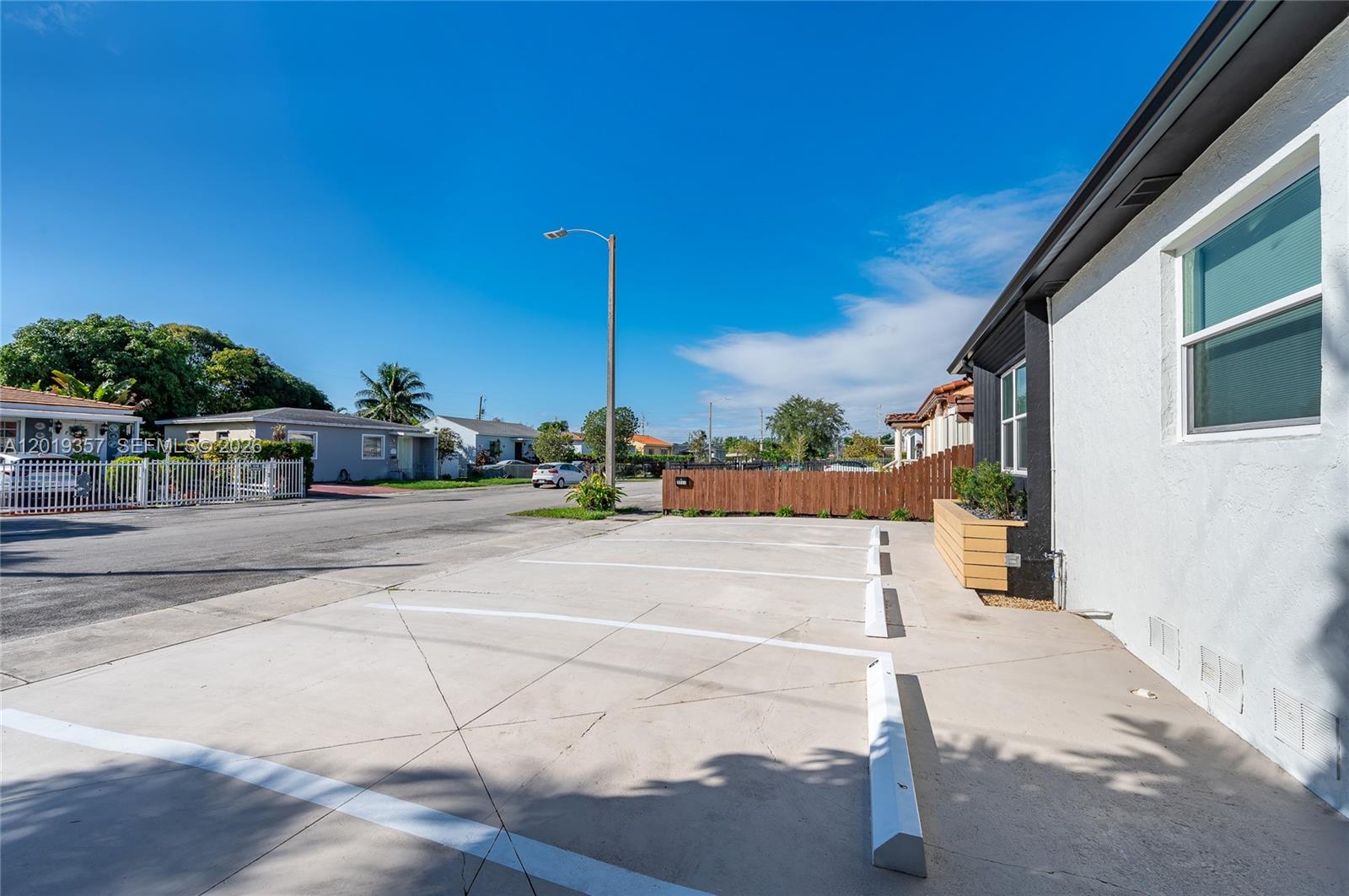 3321 NW 19th Ter