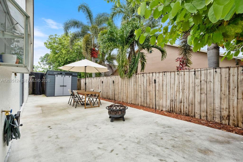 19080 NW 77th Ct