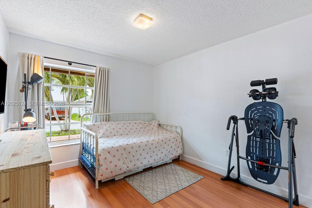 19080 NW 77th Ct