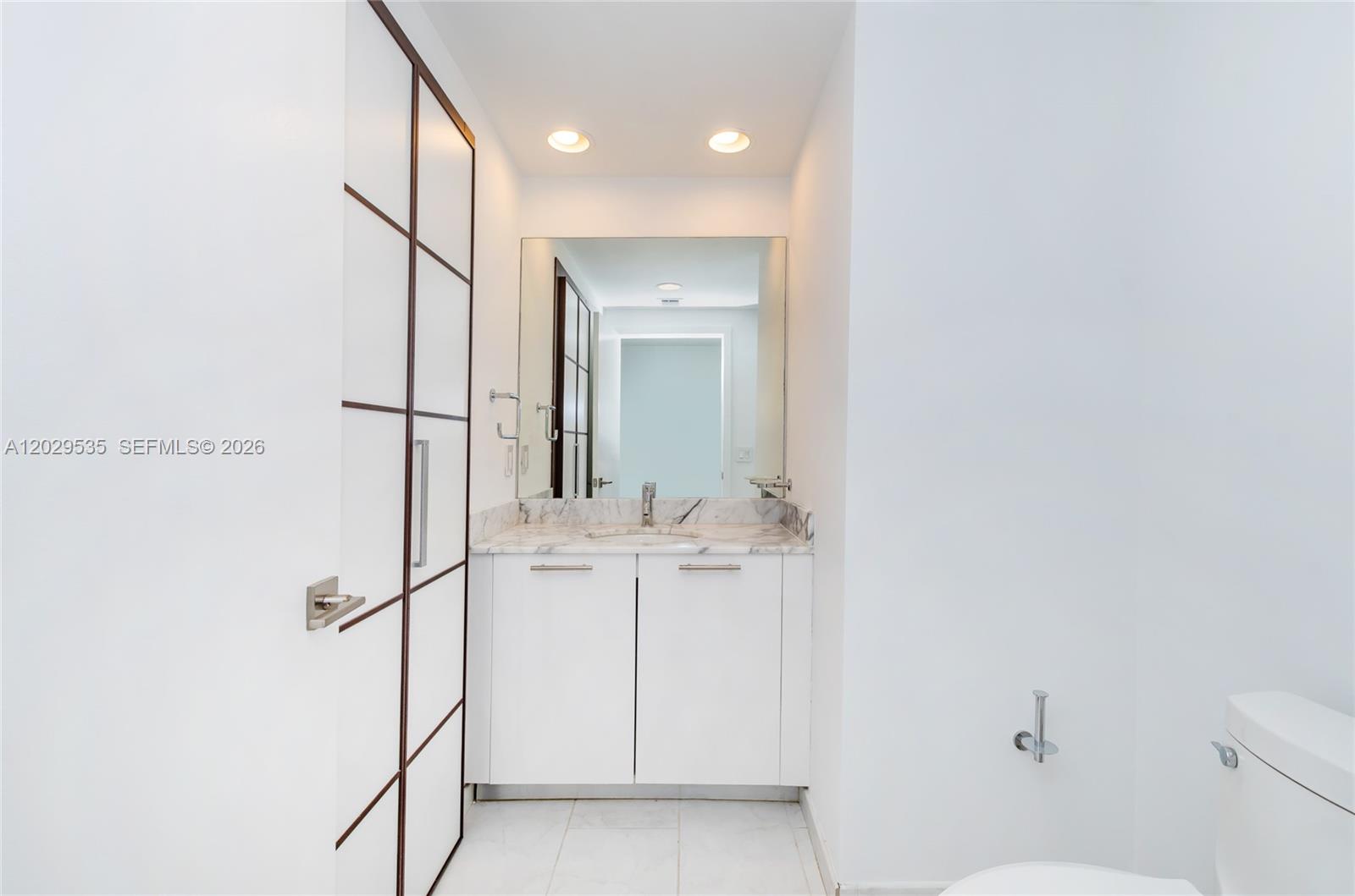 951 Brickell Ave # 3210