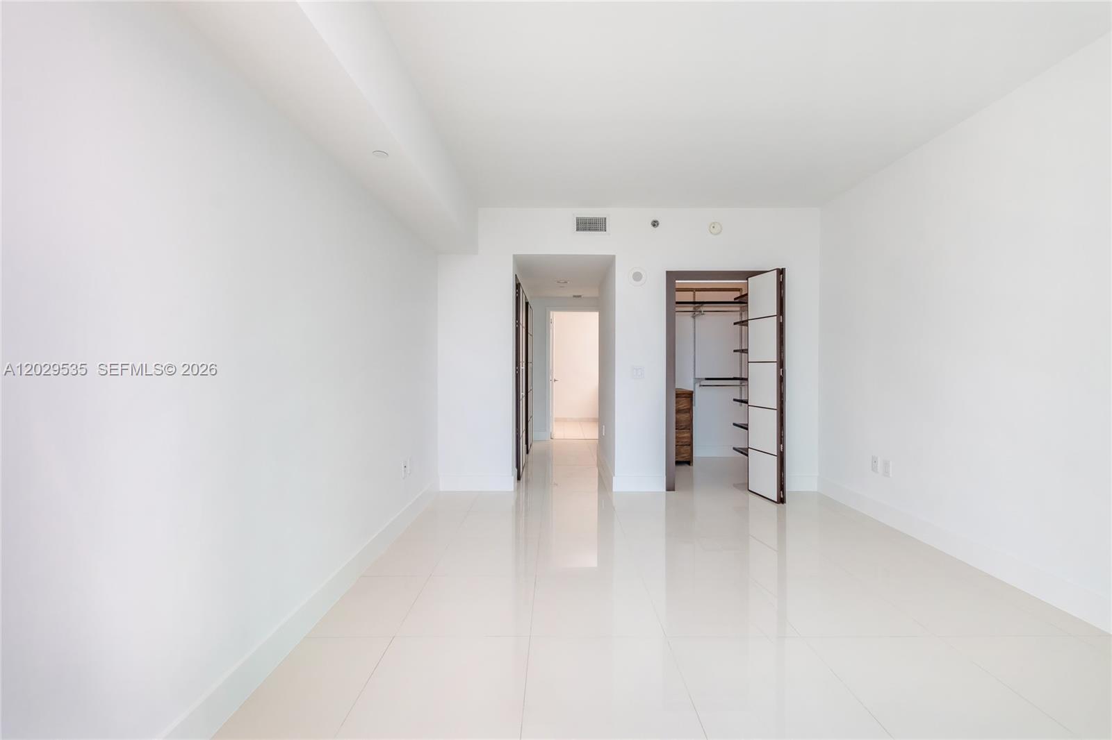 951 Brickell Ave # 3210