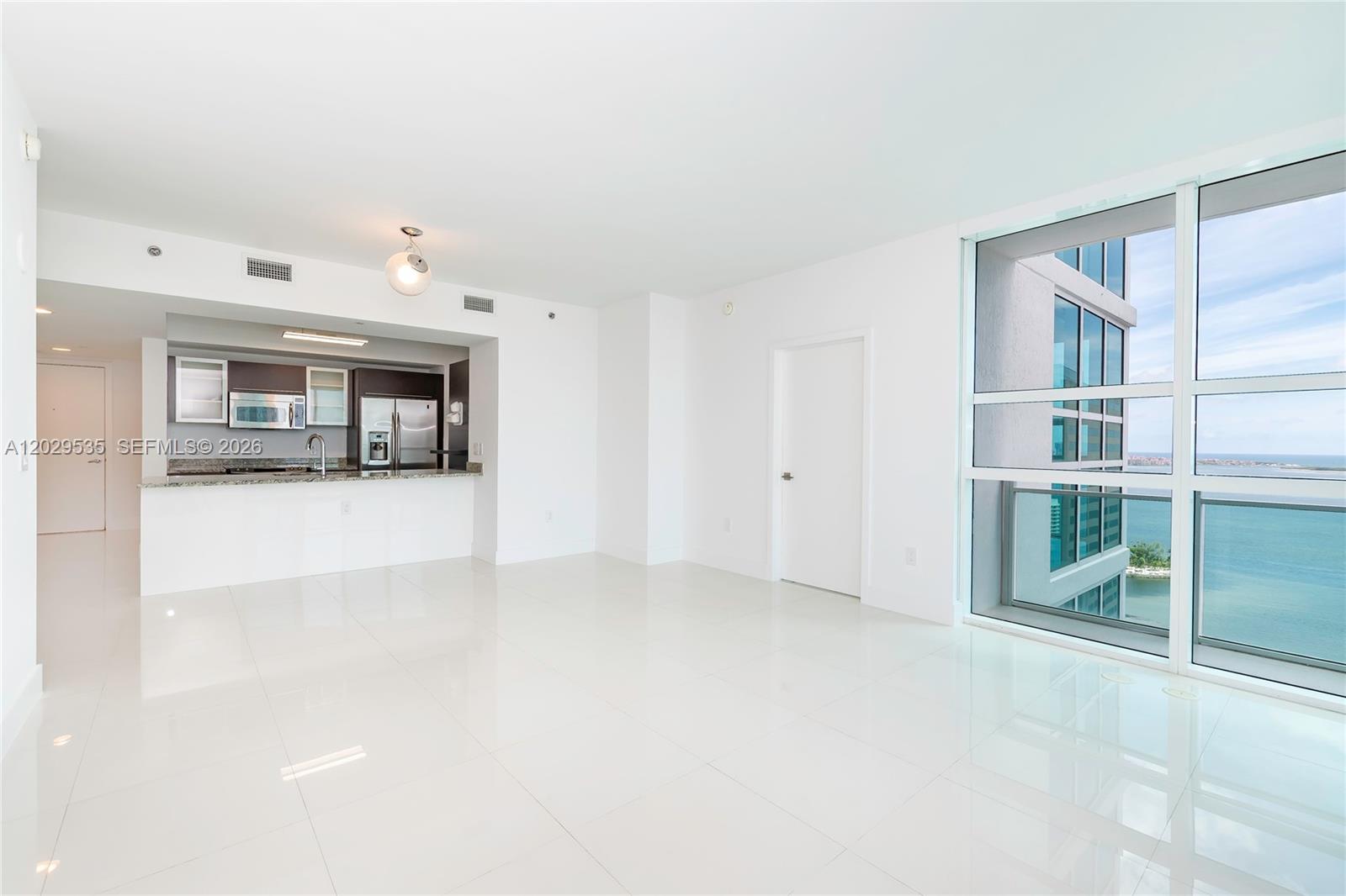 951 Brickell Ave # 3210