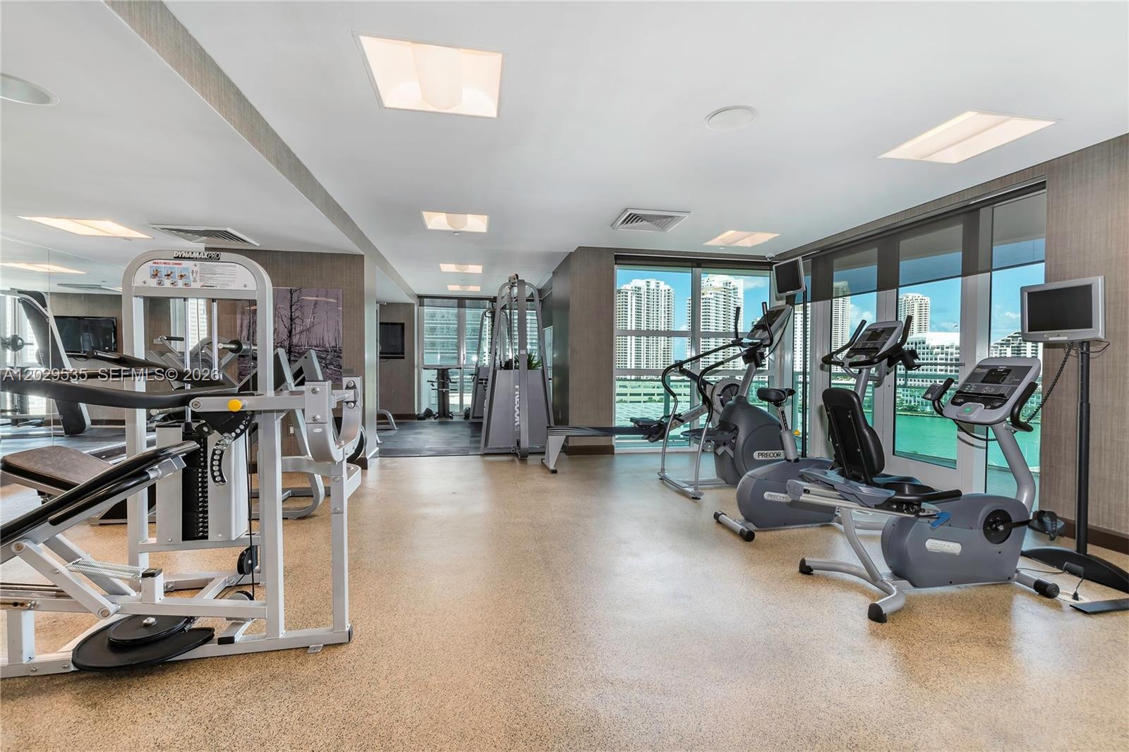 951 Brickell Ave # 3210