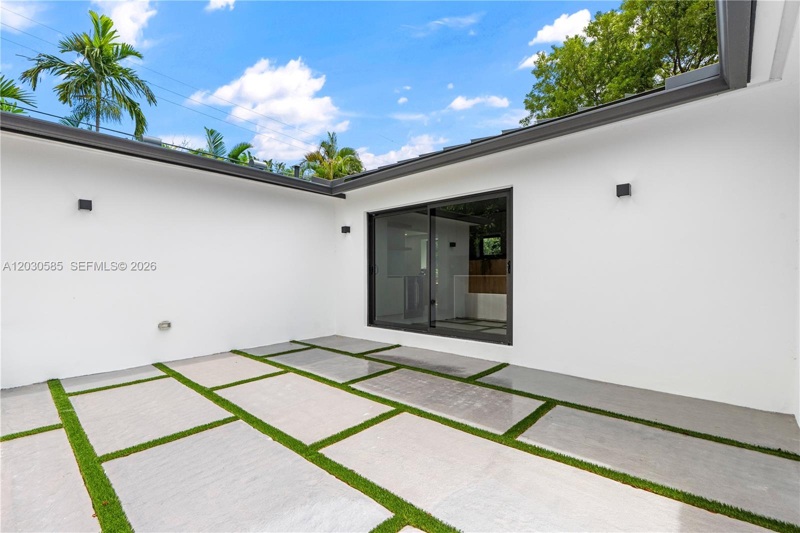 2286 SW 21st Ave