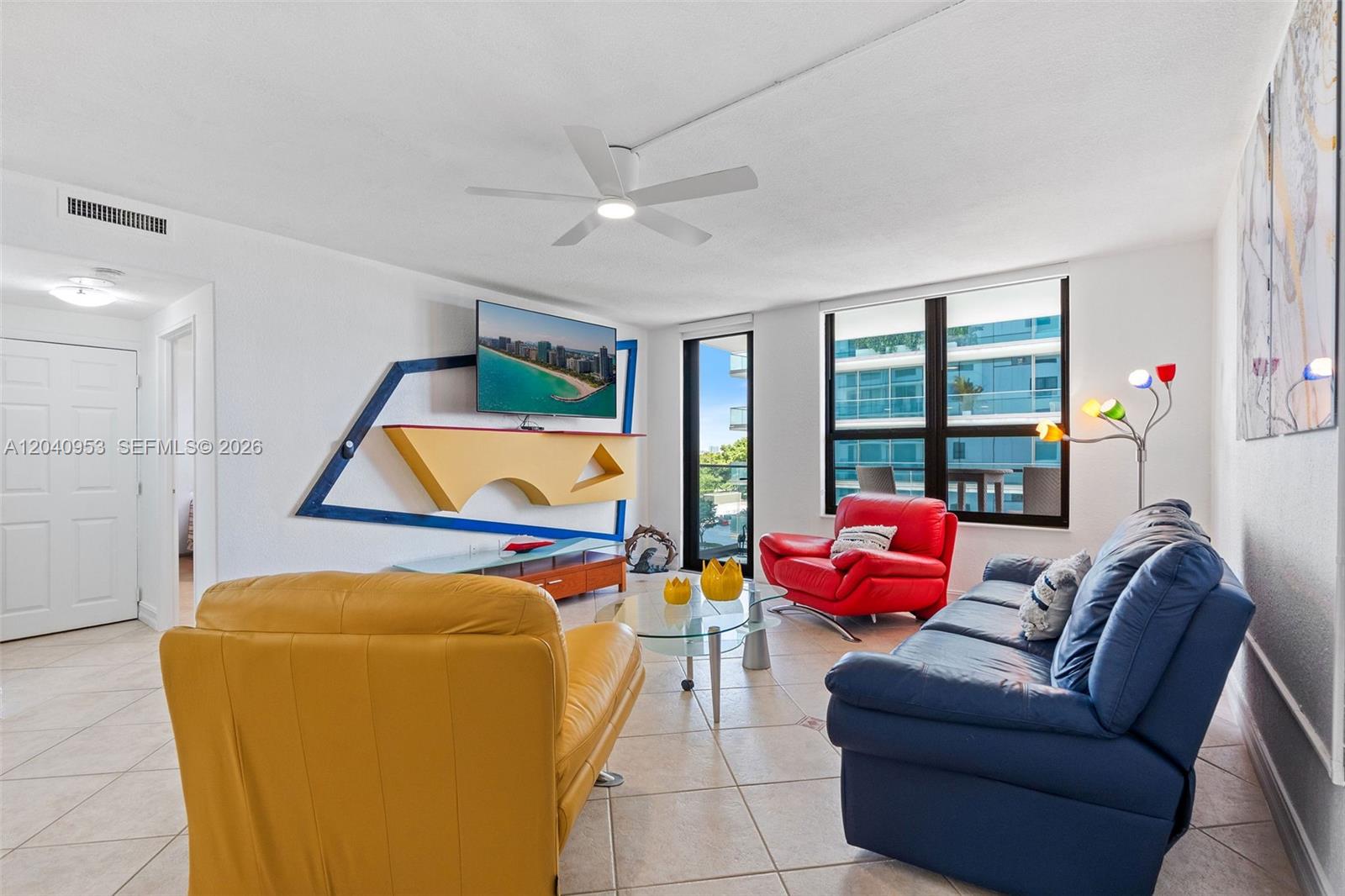 10185 Collins Ave # 521