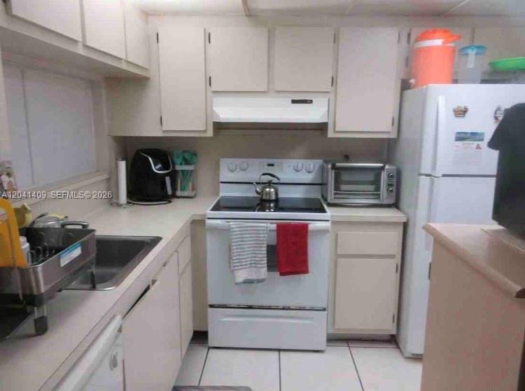 3601 SW 117th Ave # 301 Unit: 9-301