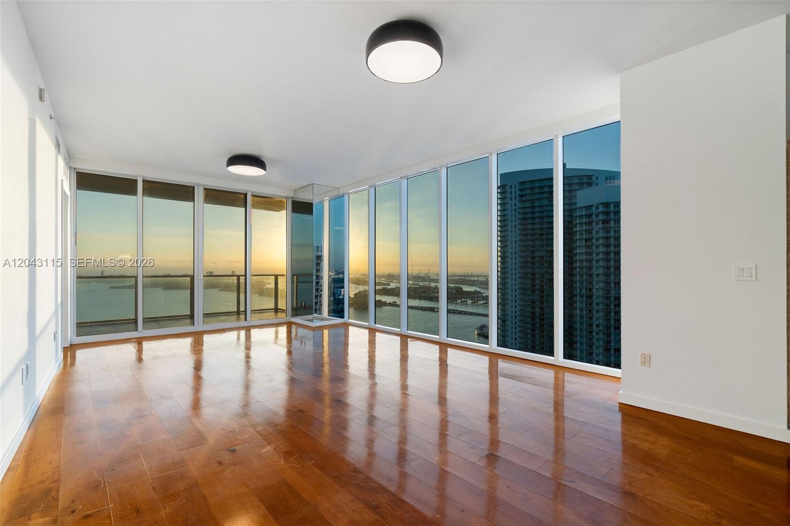 2020 N Bayshore Dr # 3510