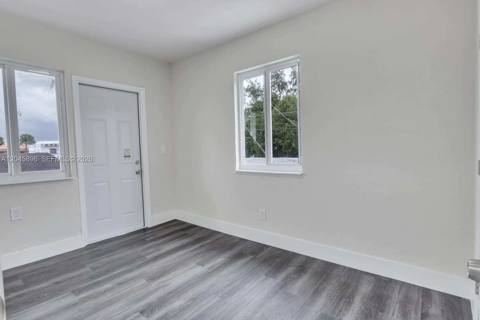 1430 NW 2nd Ave # 2