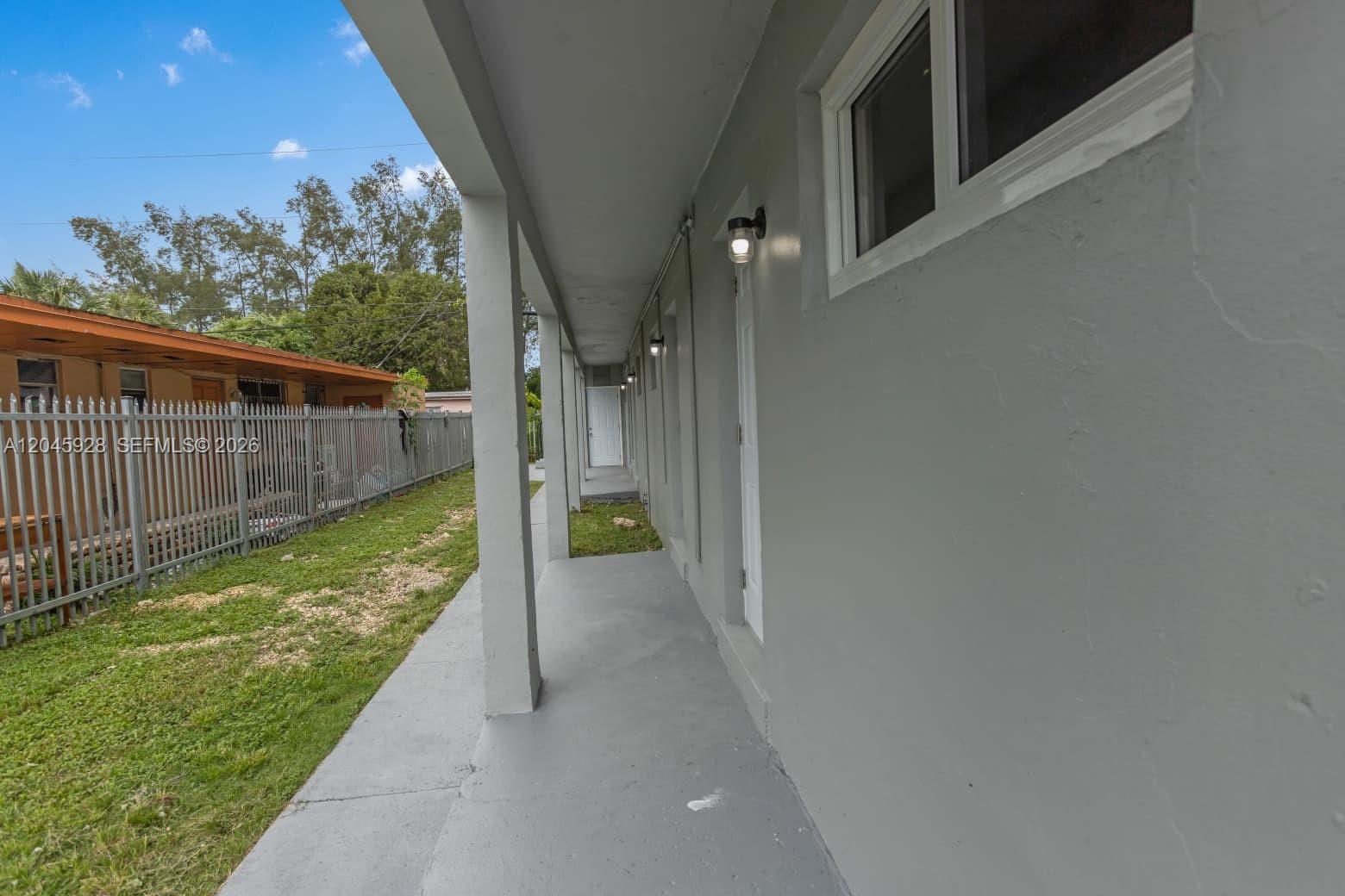 1430 NW 2nd Ave # 3
