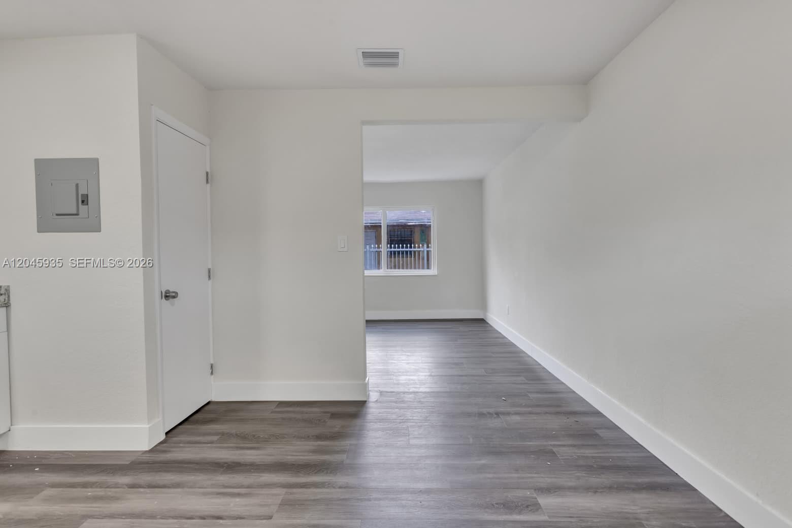 1430 NW 2nd Ave # 4