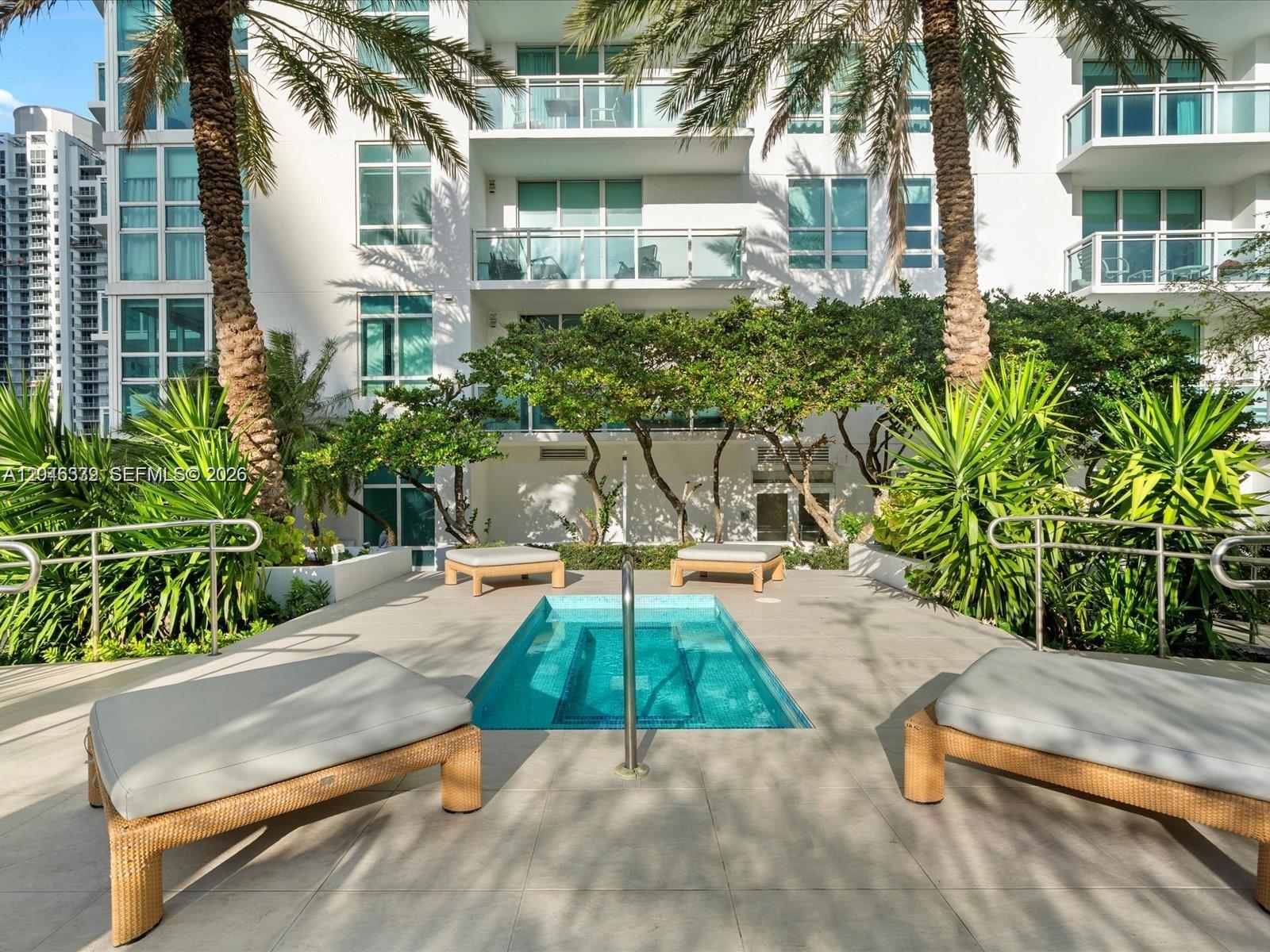 951 Brickell Ave # 2011