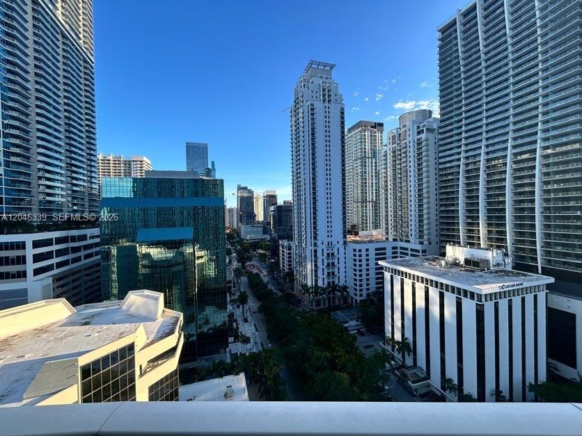 951 Brickell Ave # 2011