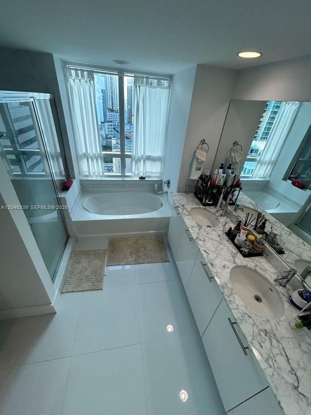 951 Brickell Ave # 2011