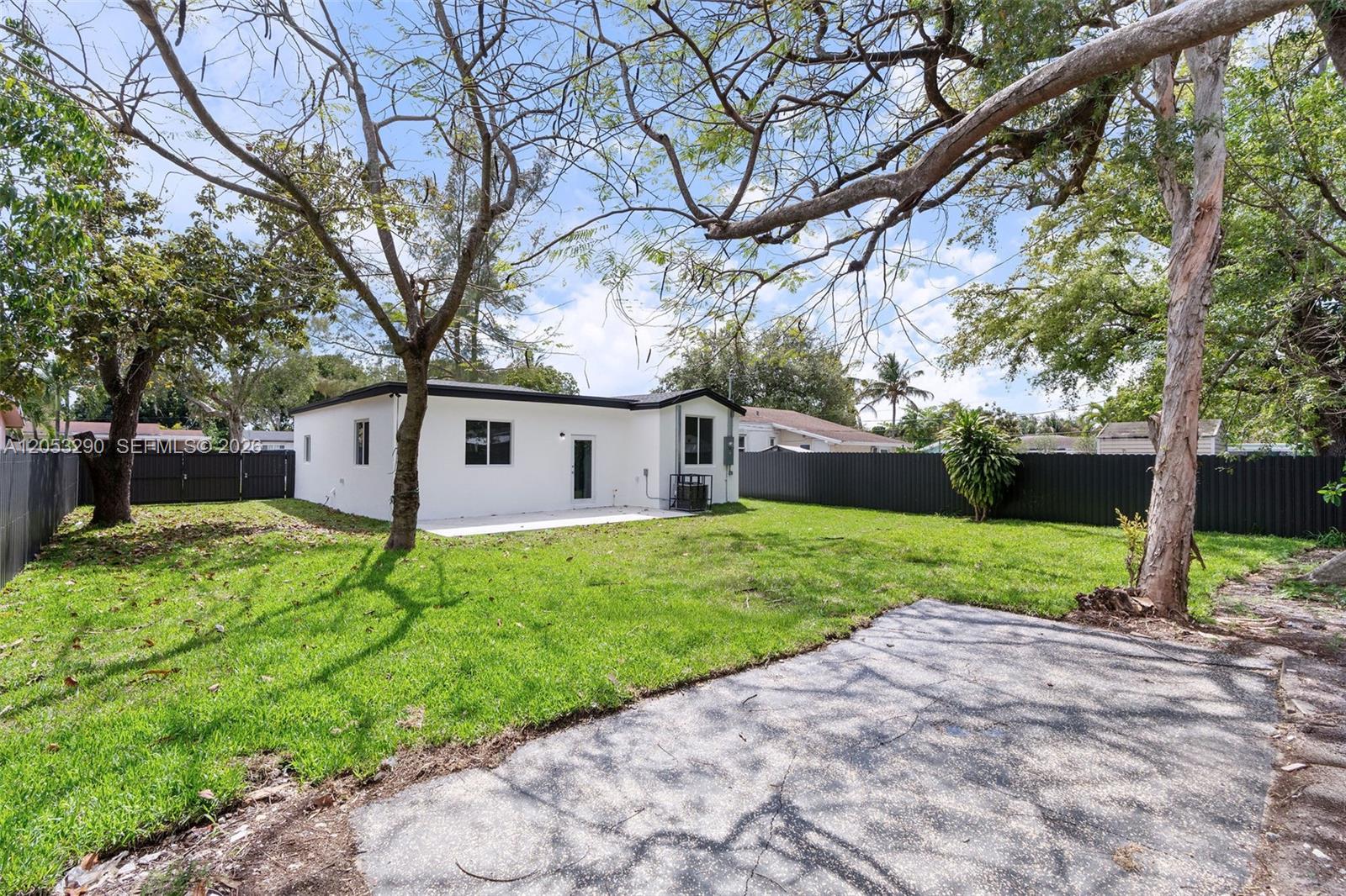 1305 Dunad Avenue, Opa-Locka