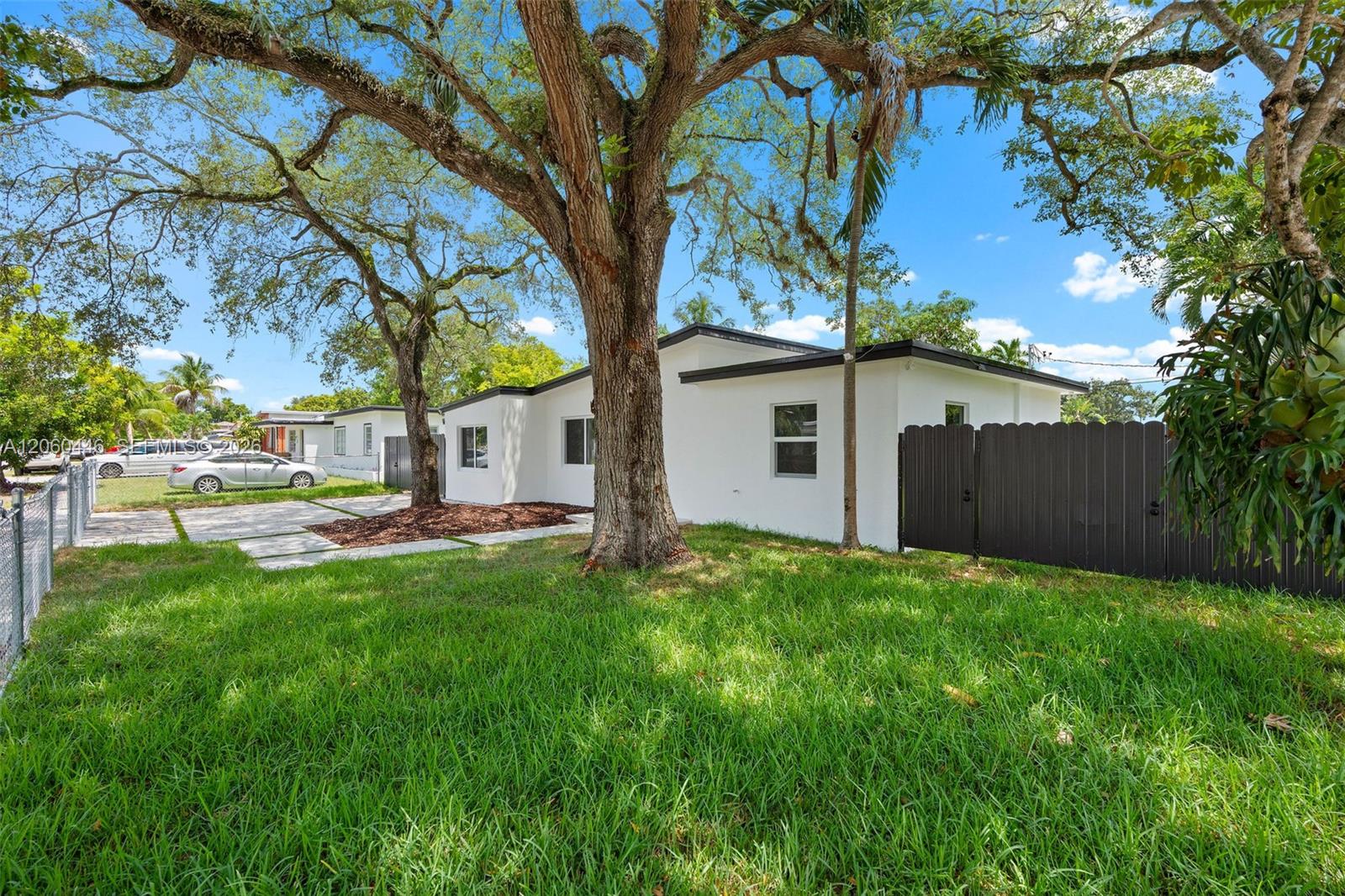 35 Allen Rd