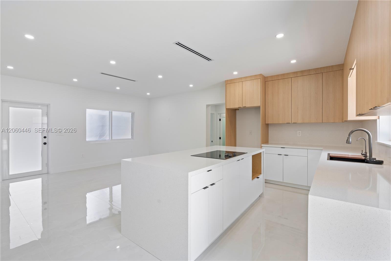 35 Allen Rd