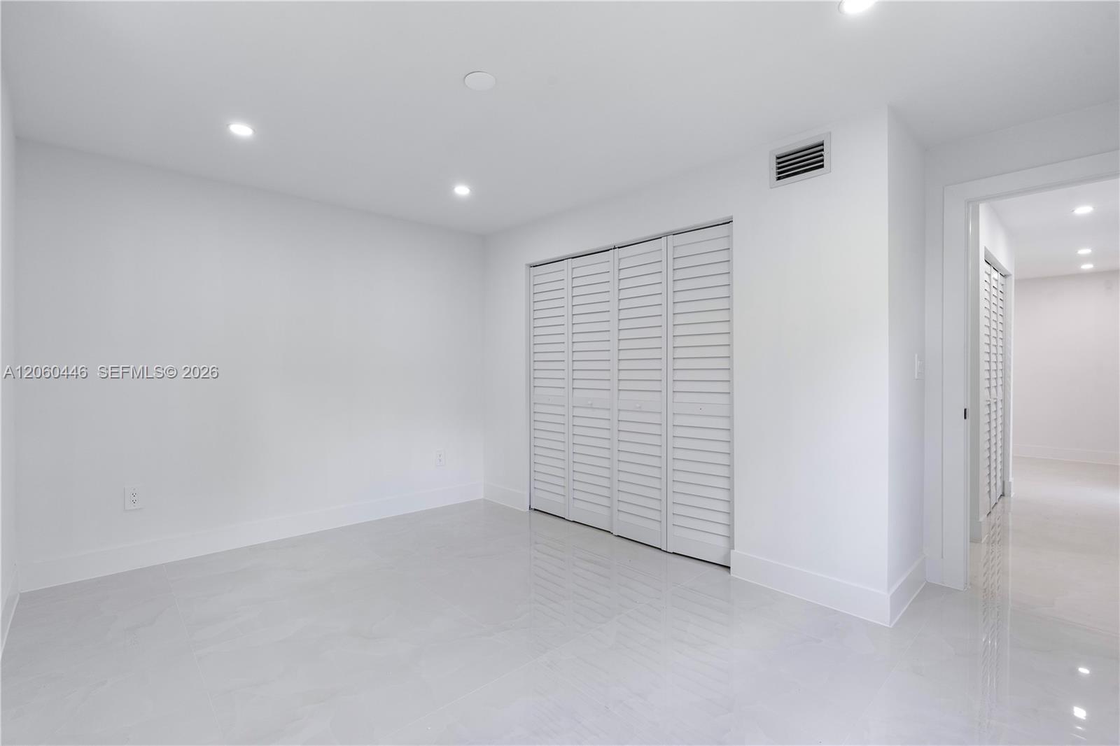 35 Allen Rd