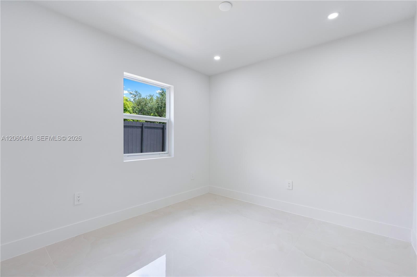 35 Allen Rd