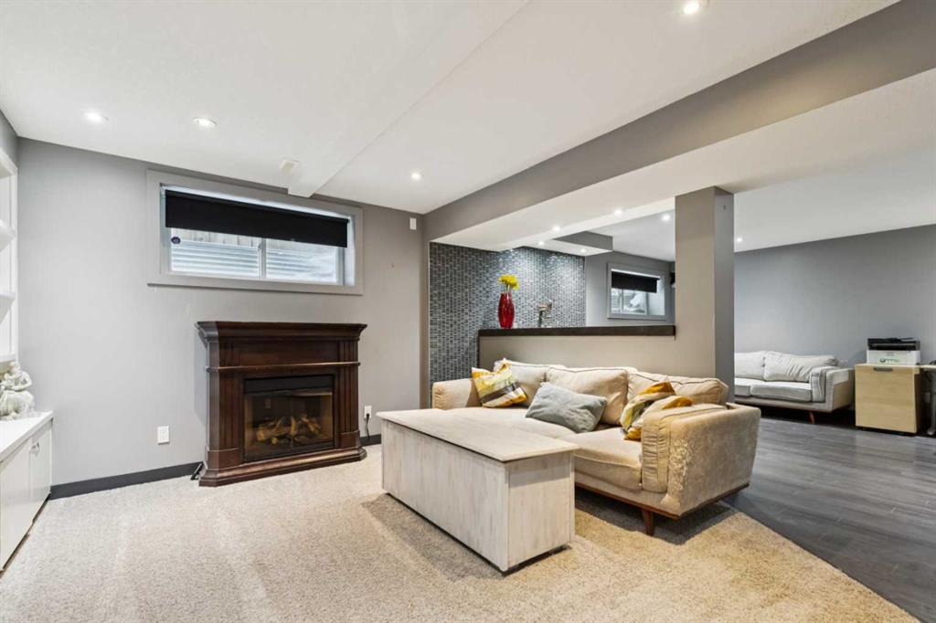 231 Prestwick Point SE