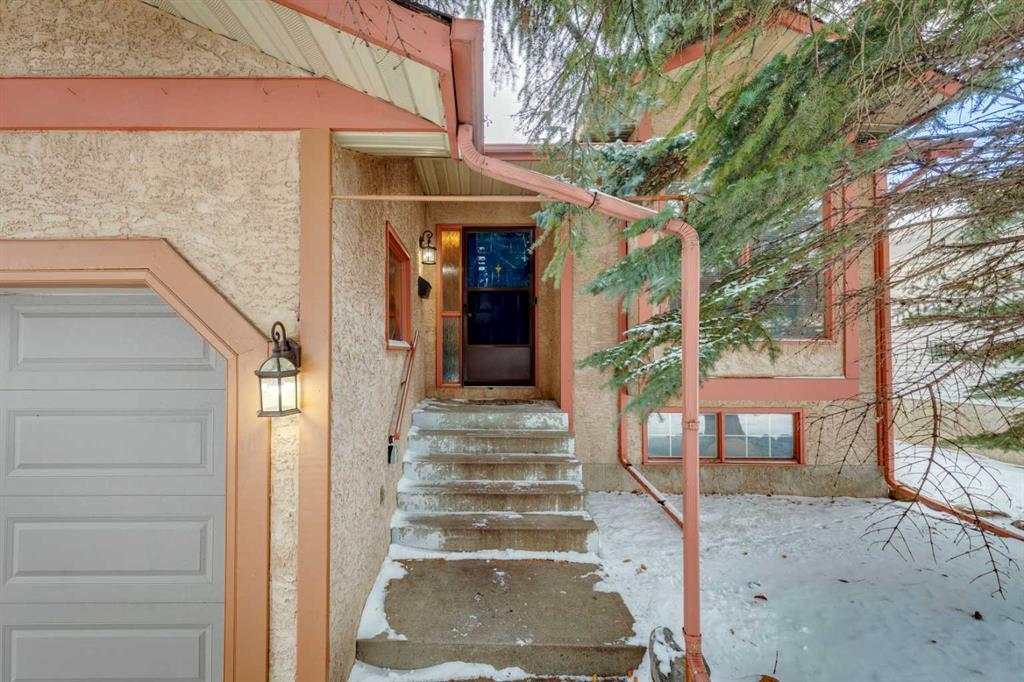 266 Shawnessy Drive SW