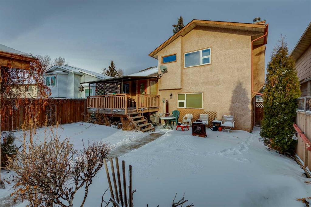 266 Shawnessy Drive SW