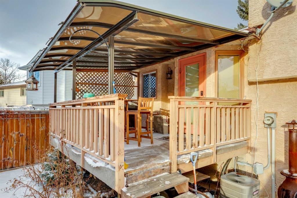 266 Shawnessy Drive SW