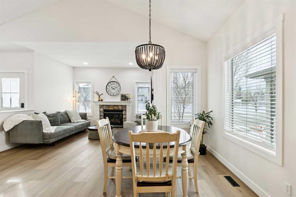 852 Everridge Drive SW