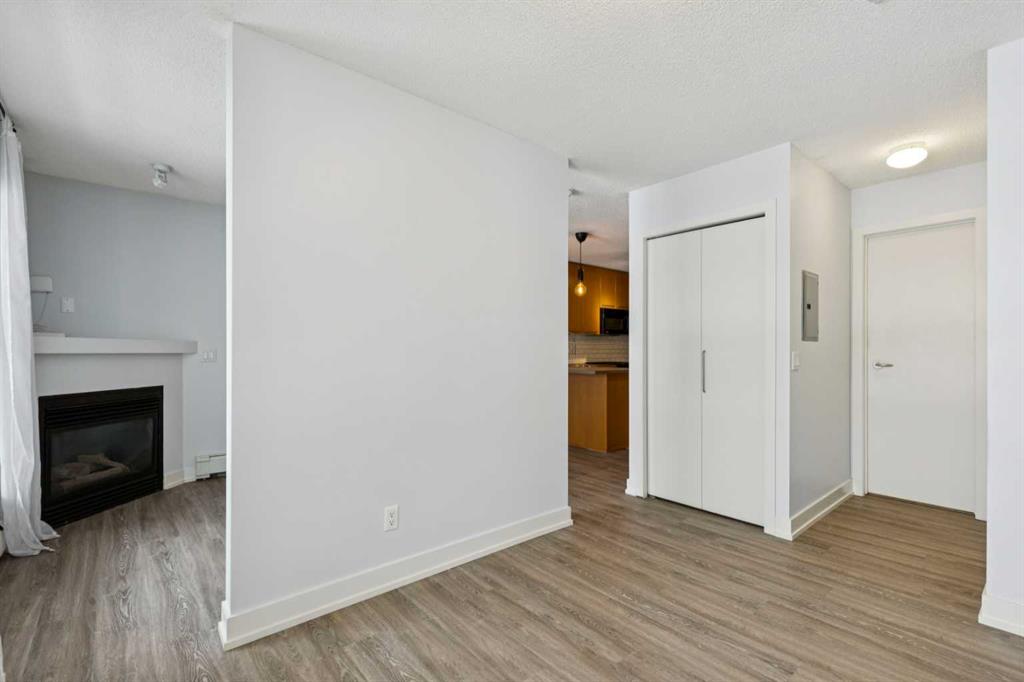 35 Richard Court SW Unit: 205