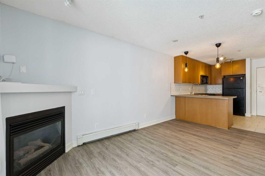 35 Richard Court SW Unit: 205