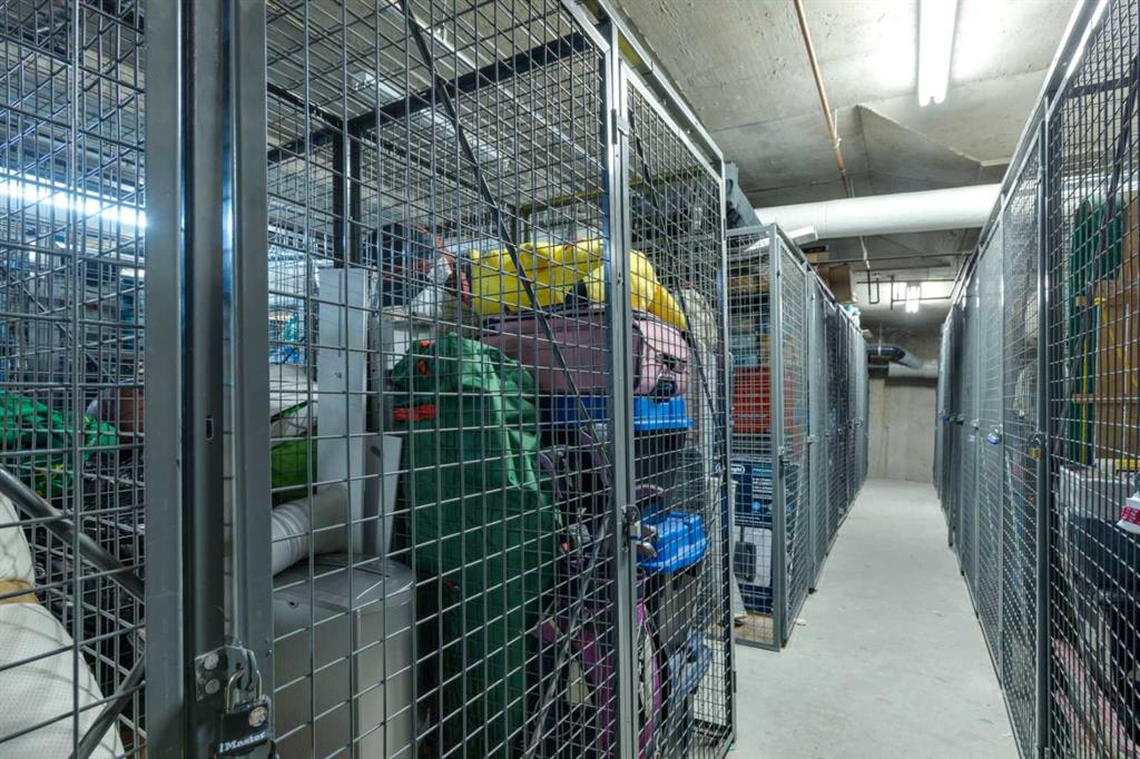 35 Richard Court SW Unit: 205