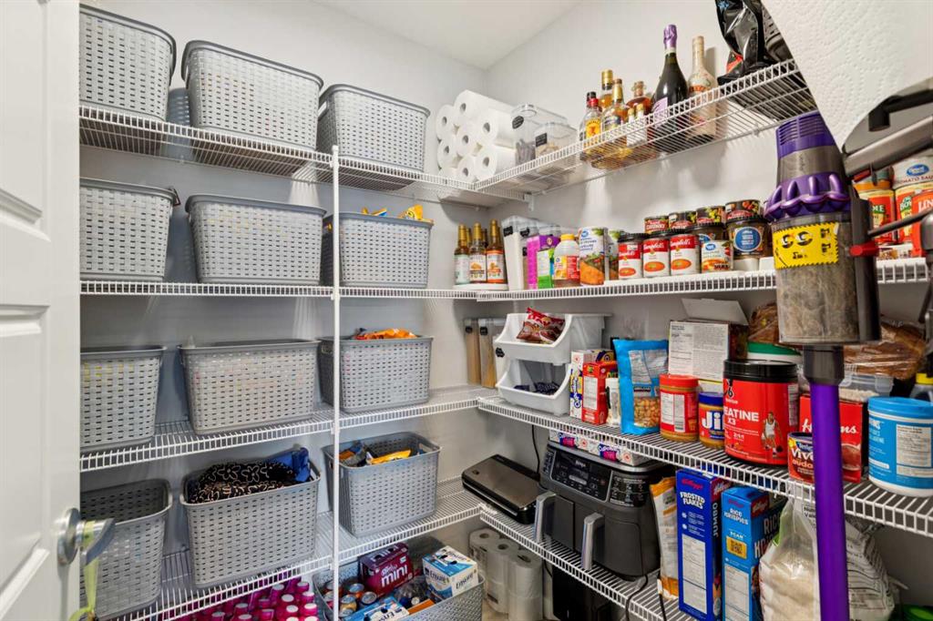 40 Carrington Plaza NW Unit: 110