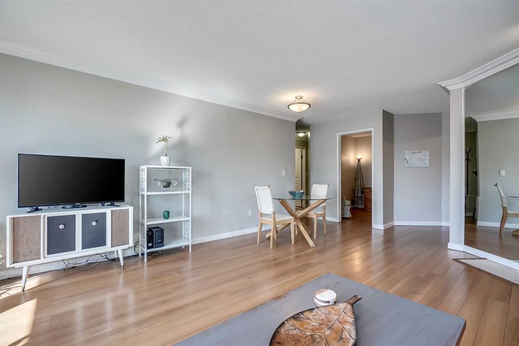 333 Garry Crescent NE Unit: 211