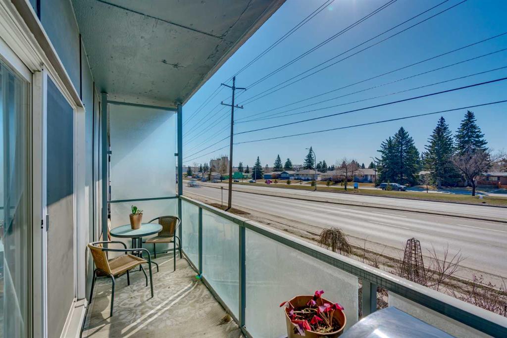 333 Garry Crescent NE Unit: 211