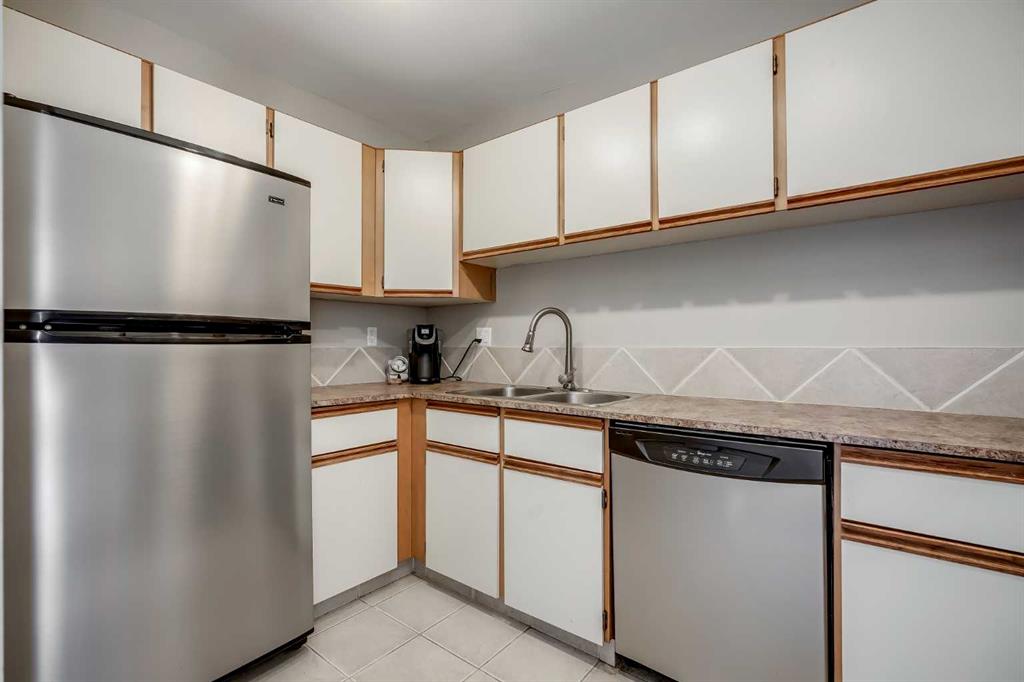 333 Garry Crescent NE Unit: 211