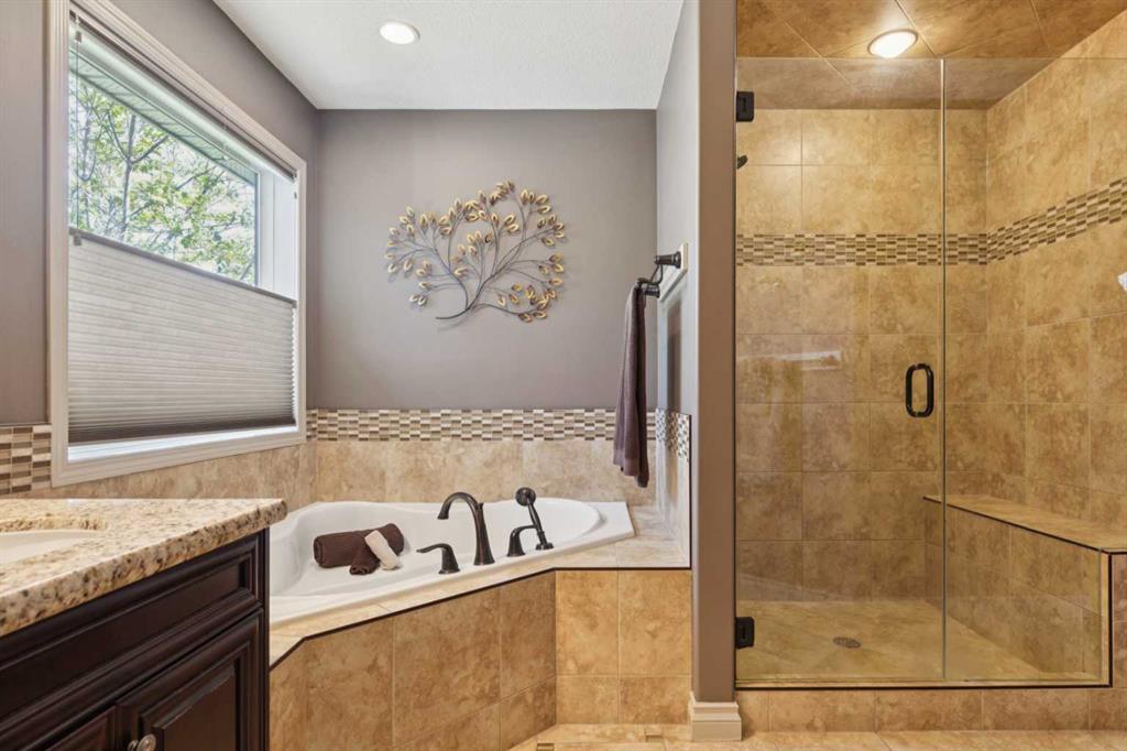 24 Auburn Sound Crescent SE