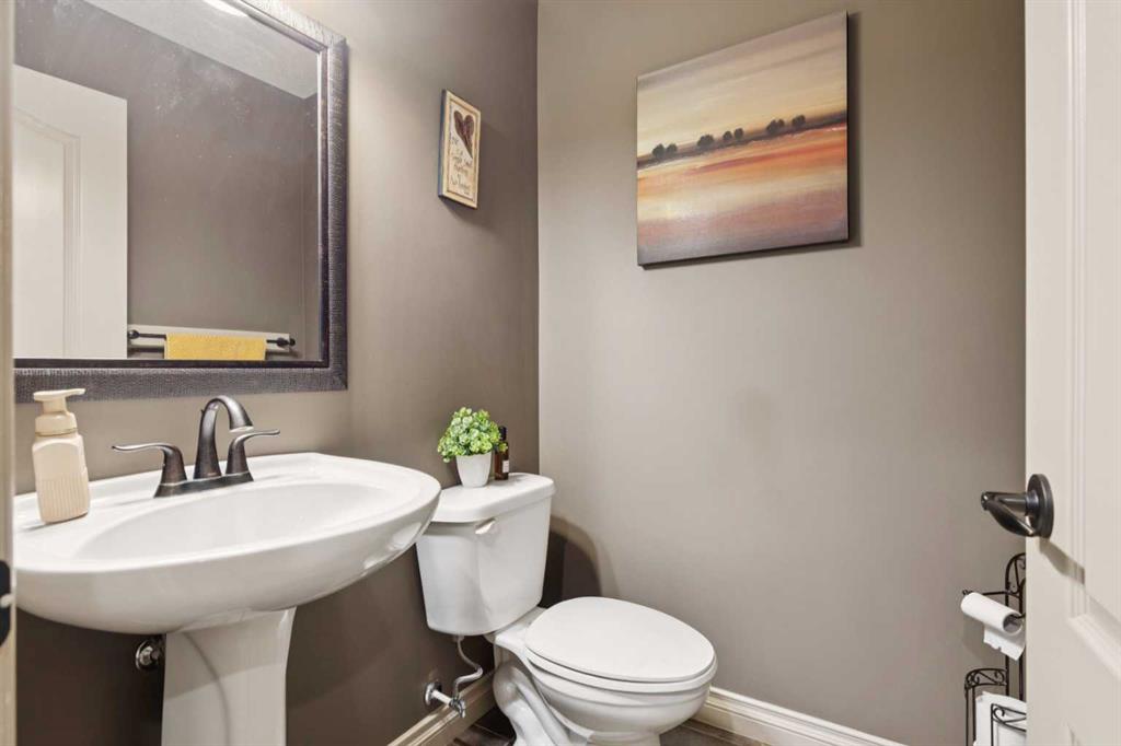 24 Auburn Sound Crescent SE