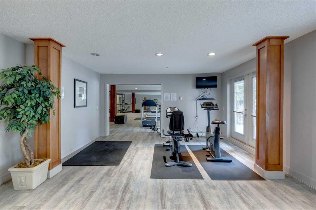 35 Richard Court SW Unit: 205