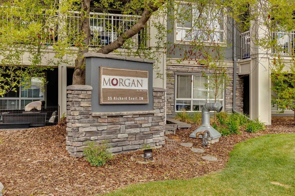 35 Richard Court SW Unit: 205